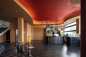 Nemo's Home seaside INN