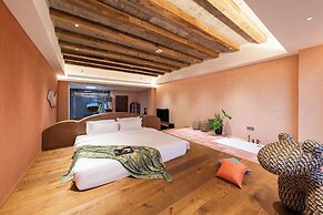 Nemo's Home seaside INN