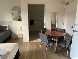 Verandah Motel
