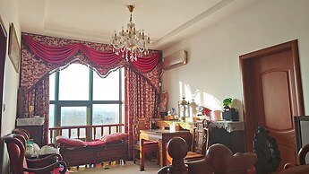 Mommy's home with breadfast and more