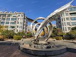 Mommy's home with breadfast and more