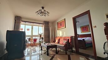 Mommy's home with breadfast and more