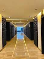 Air Residences-Contemporary Scandi w/Skyline view