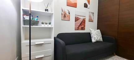 Air Residences-Contemporary Scandi w/Skyline view