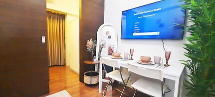 Air Residences-Contemporary Scandi w/Skyline view