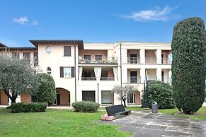 Morgante Salo-lake View & Parking