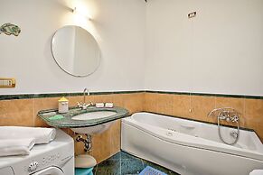 Morgante Salo-lake View & Parking