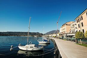 Morgante Salo-lake View & Parking