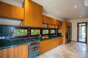 Atelier Home by Great Bali Villas