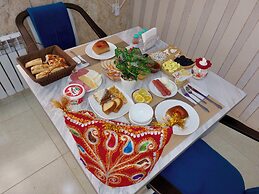 SHOM EAST HOTEL