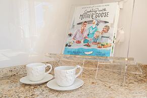 Luxury Family Escape Golf & Pool Retreat