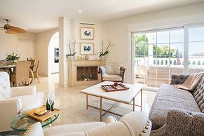 Luxury Family Escape Golf & Pool Retreat