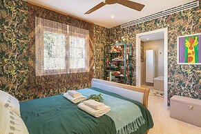 Luxury Family Escape Golf & Pool Retreat