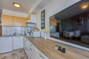 Apartment Jakara 1