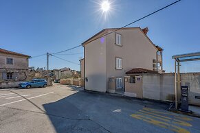 Apartment Jakara 3