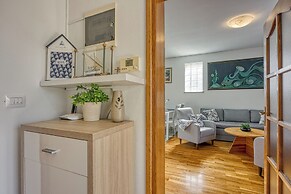 Small Holiday Home Jakara 5