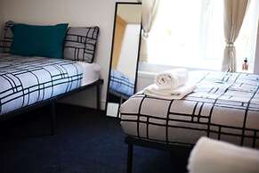 Ol-mumps Cosy 2bd Free Parking & Wifi