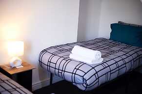 Ol-mumps Cosy 2bd Free Parking & Wifi