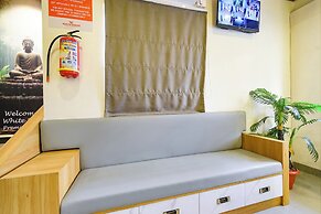 Fabhotel White Ridge