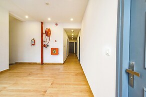 Fabhotel White Ridge