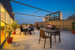 Oriva Joven's Central - Brigade Road