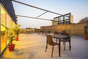 Oriva Joven's Central - Brigade Road