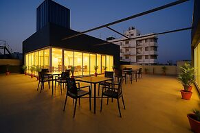 Oriva Joven's Central - Brigade Road