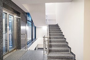 Oriva Joven's Central - Brigade Road