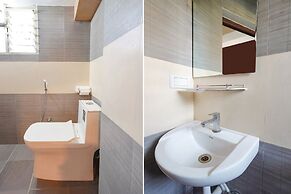 FabExpress Royal N Comforts