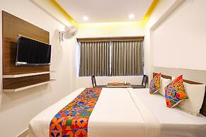 FabExpress Royal N Comforts