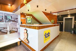 FabExpress Royal N Comforts