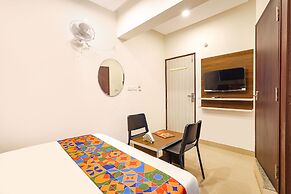 FabExpress Royal N Comforts