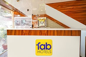 FabExpress Royal N Comforts