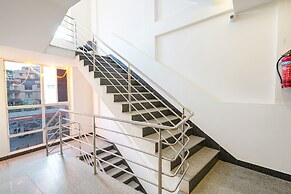 FabExpress Royal N Comforts