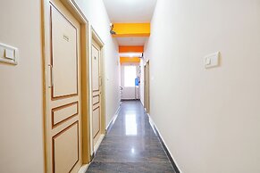 FabExpress La Palma Residency