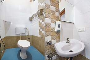 FabExpress La Palma Residency