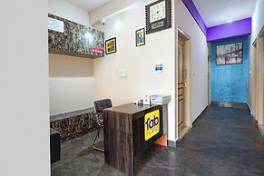 FabExpress La Palma Residency