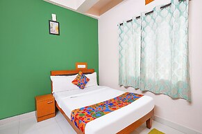 FabExpress La Palma Residency