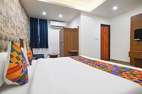 Fabhotel Avinya