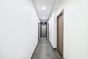 Fabhotel Avinya