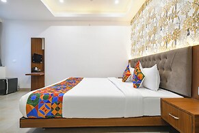 Fabhotel Avinya