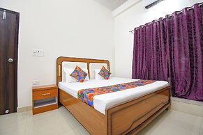 Fabhotel Jayaditya Palace