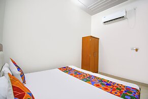 Fabhotel Jayaditya Palace