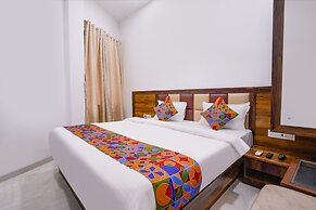 Fabhotel Elvis International