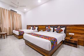 Fabhotel Elvis International