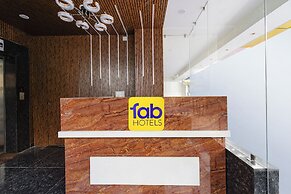 Fabhotel Dlf Inn
