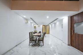 Fabhotel Luxe 8 Stayz