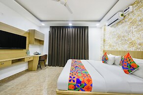 Fabhotel Luxe 8 Stayz