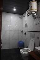 Hotel Everest Highland by Krishiv