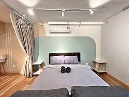 Arte Cheras Luxury Suites by TheStayHub